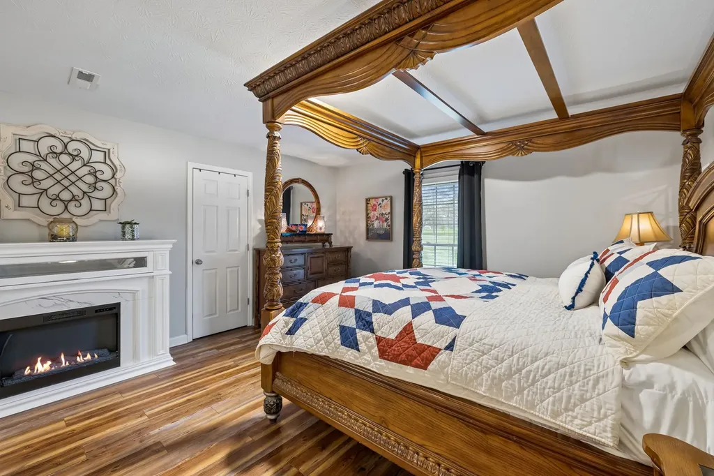 2222 Tindell Lane Columbia TN 38401