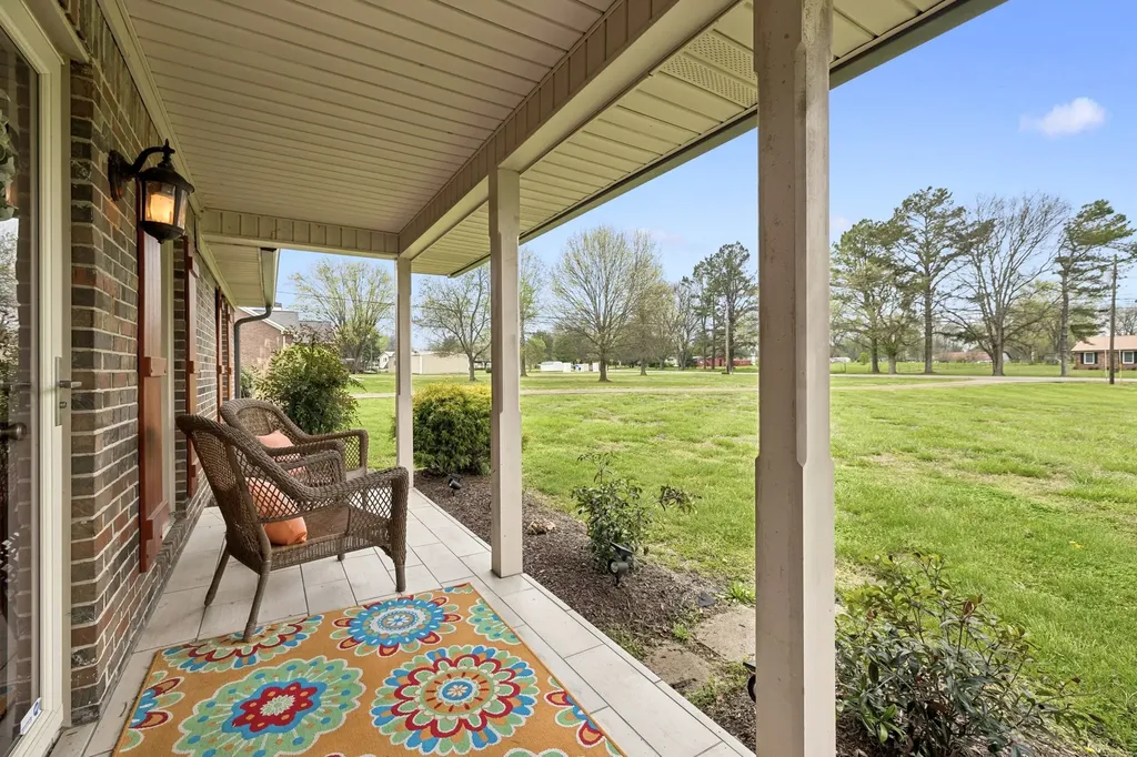 2222 Tindell Lane Columbia TN 38401