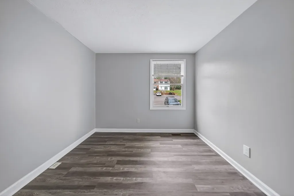 2830 Lake Forest Drive Nashville TN 37217