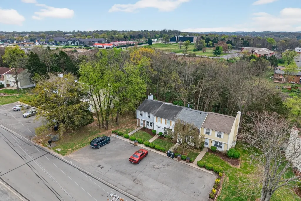 2830 Lake Forest Drive Nashville TN 37217