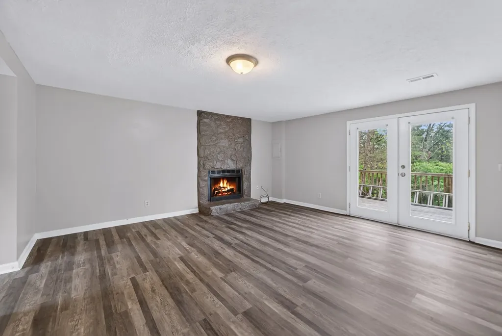 2830 Lake Forest Drive Nashville TN 37217