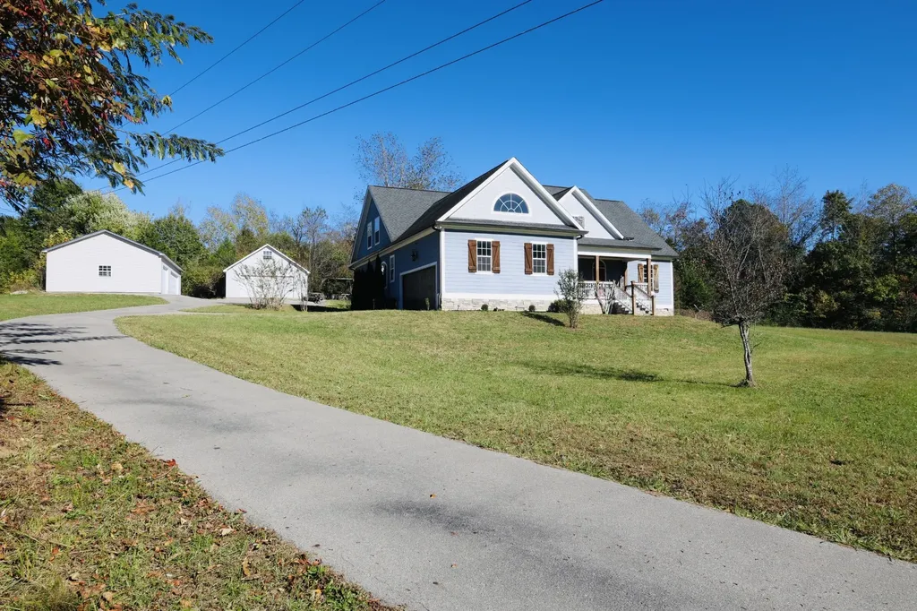 4804 Banner Adams Road College Grove TN 37046