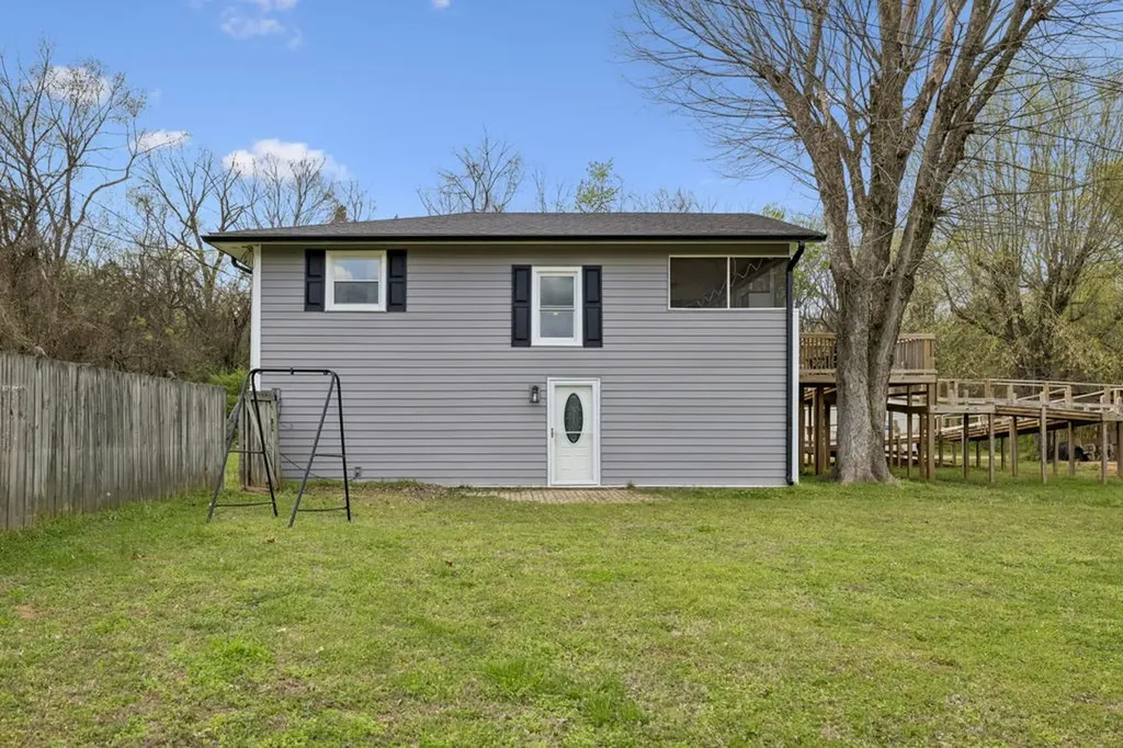 134 Martin Lane La Vergne TN 37086