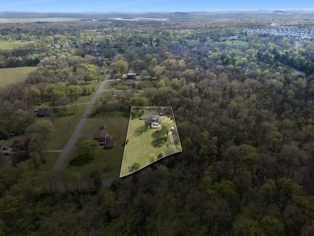 134 Martin Lane La Vergne TN 37086