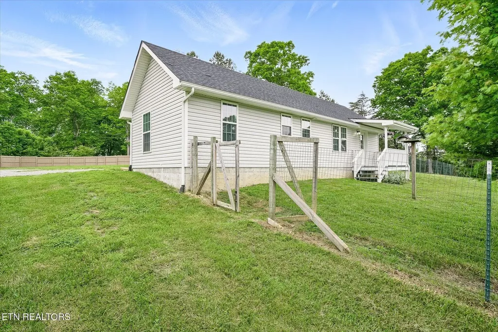 1447 Dykes Road Crossville TN 38571