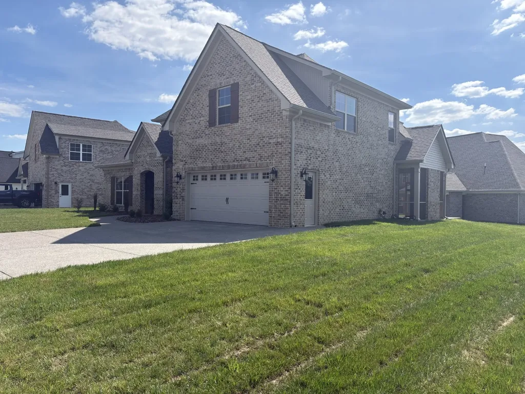 927 Licinius Lane Murfreesboro TN 37128
