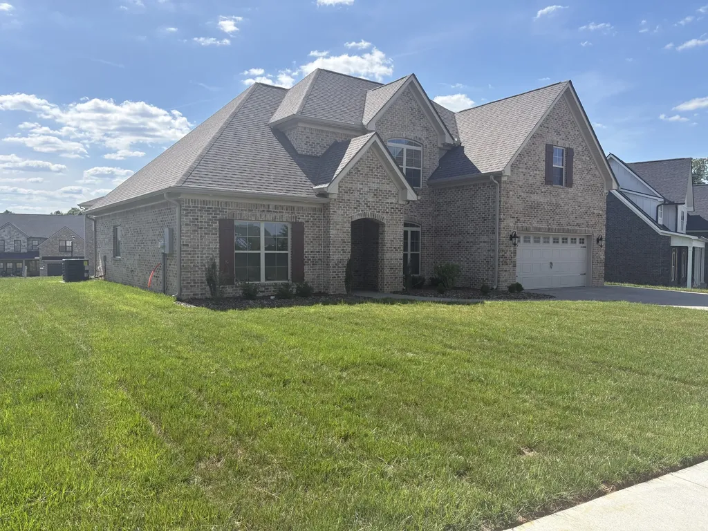 927 Licinius Lane Murfreesboro TN 37128