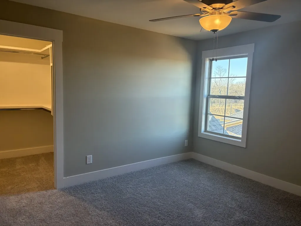 927 Licinius Lane Murfreesboro TN 37128