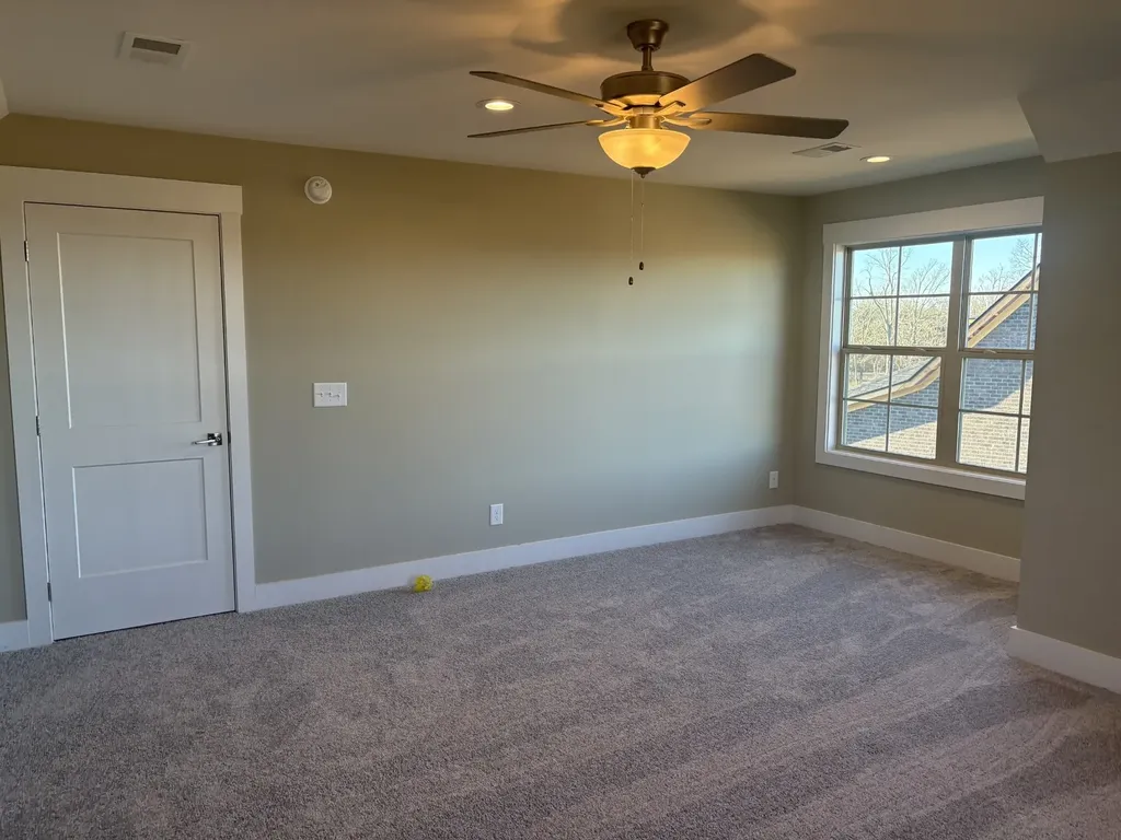 927 Licinius Lane Murfreesboro TN 37128