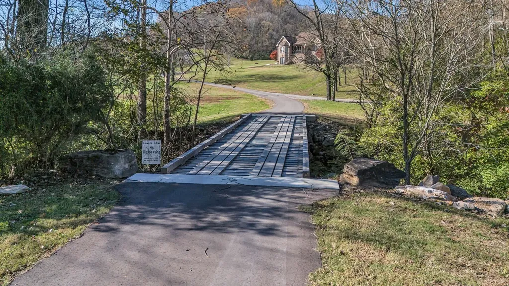 7522 River Road Pike Nashville TN 37209