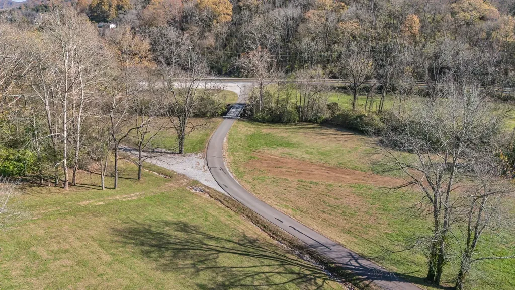 7522 River Road Pike Nashville TN 37209