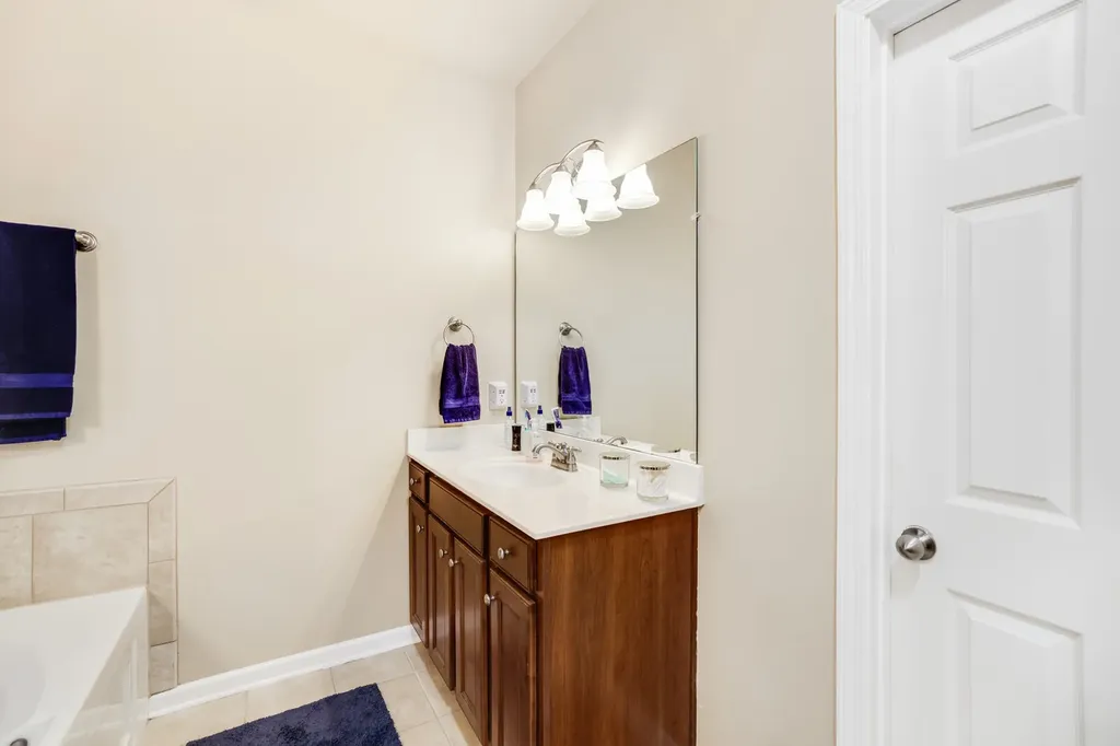 5239 New John Hagar Road Hermitage TN 37076