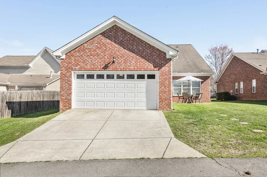 5239 New John Hagar Road Hermitage TN 37076