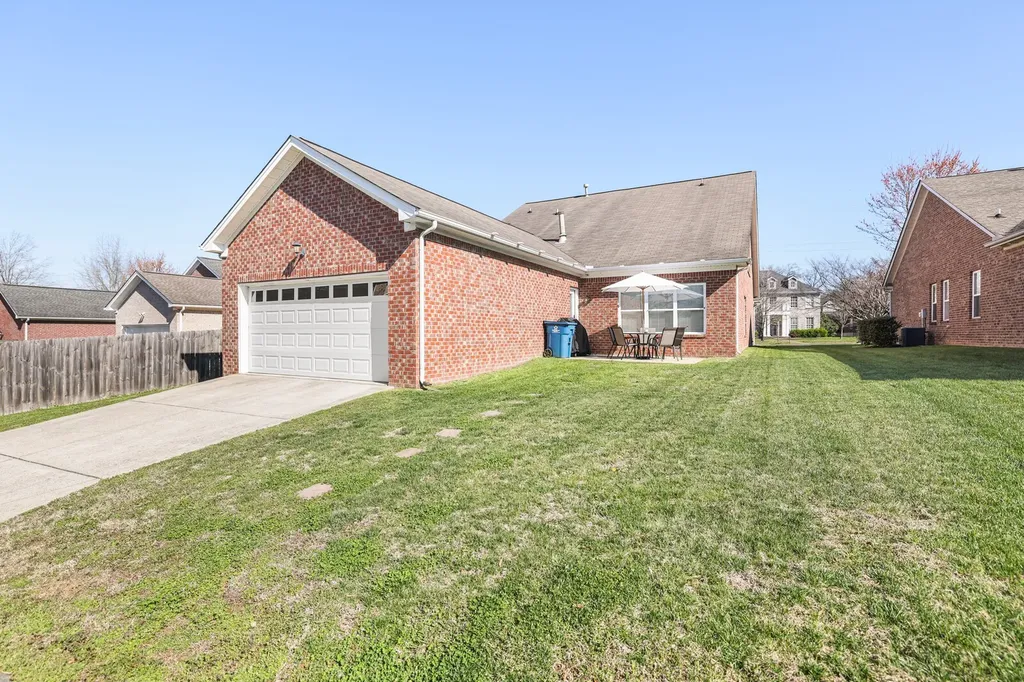 5239 New John Hagar Road Hermitage TN 37076