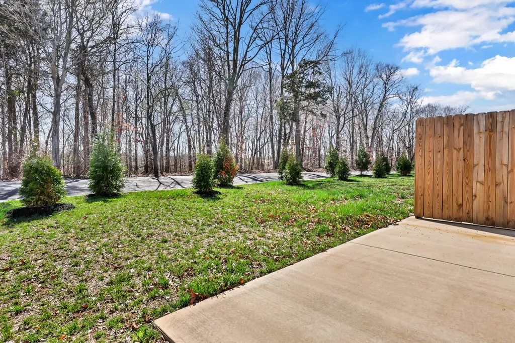 314 Front Ridge Circle Clarksville TN 37040
