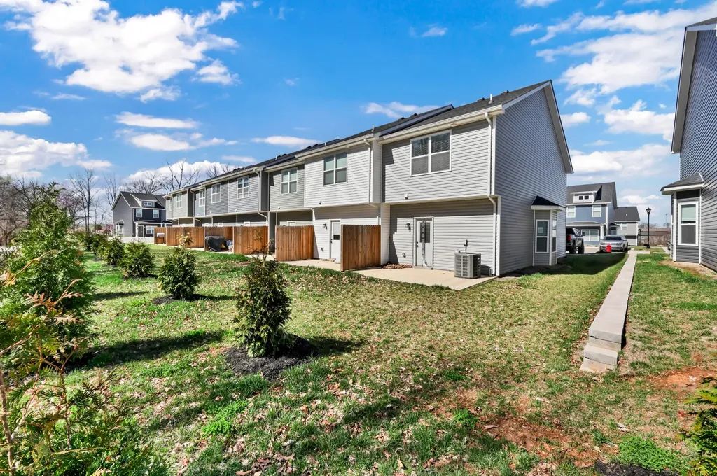 314 Front Ridge Circle Clarksville TN 37040