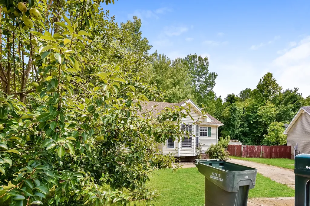 649 Laramie Drive Springfield TN 37172