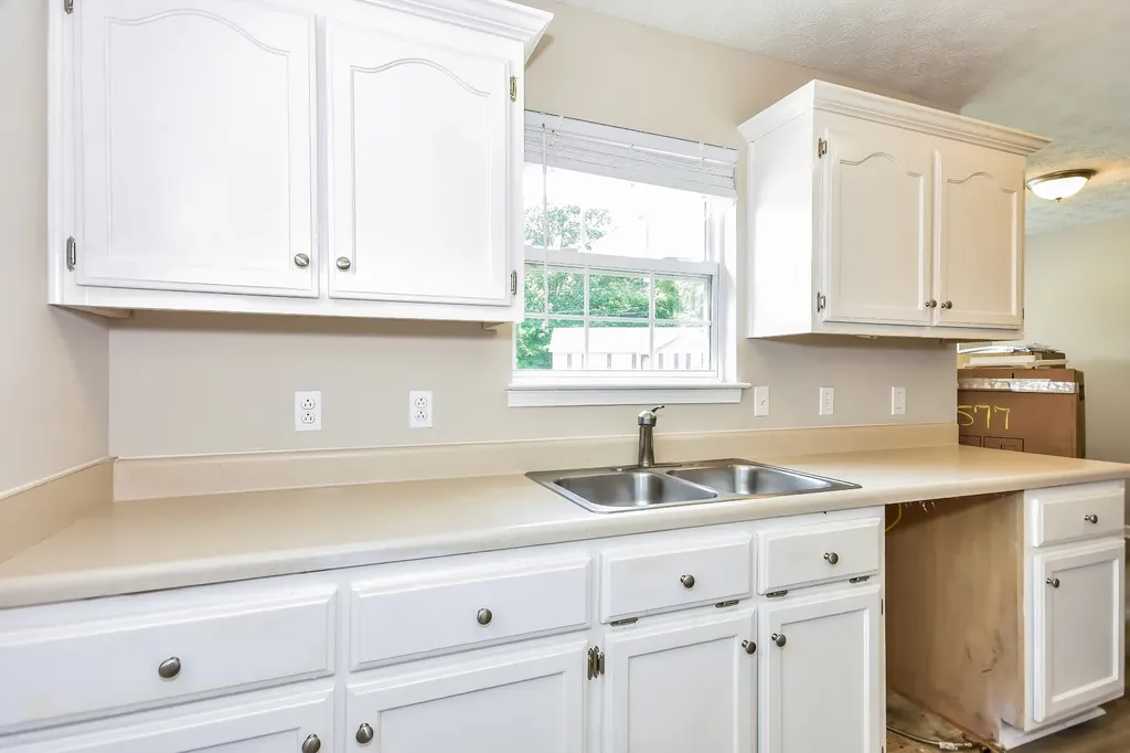 649 Laramie Drive Springfield TN 37172