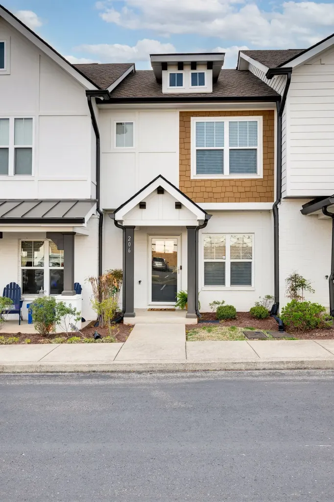 206 W Mill Drive Nashville TN 37209