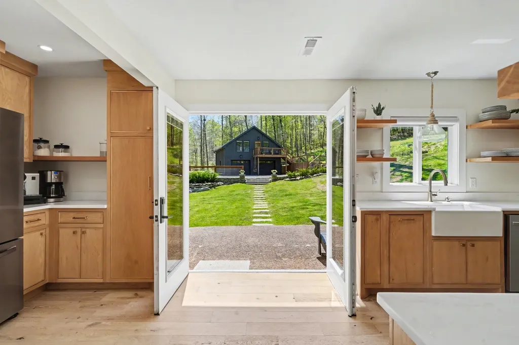 7741 Caney Fork Road Fairview TN 37062