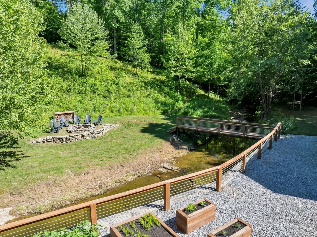 7741 Caney Fork Road Fairview TN 37062