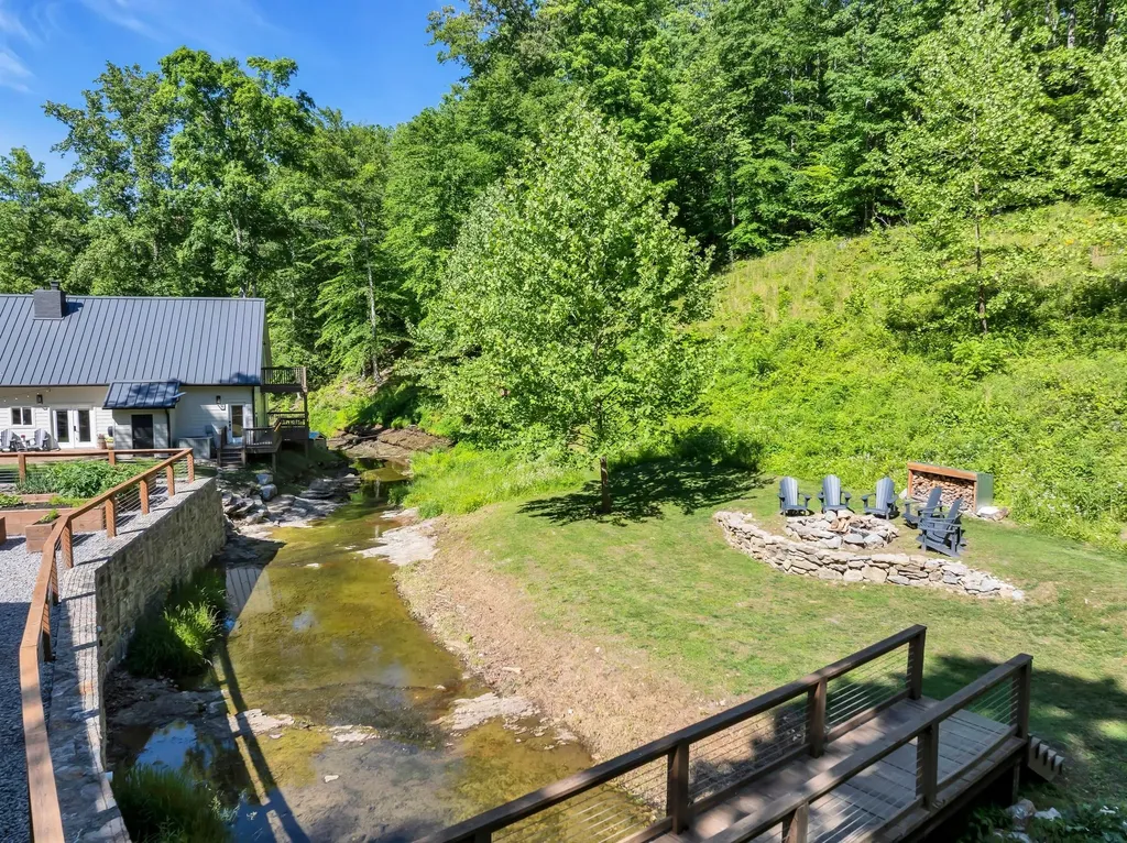 7741 Caney Fork Road Fairview TN 37062