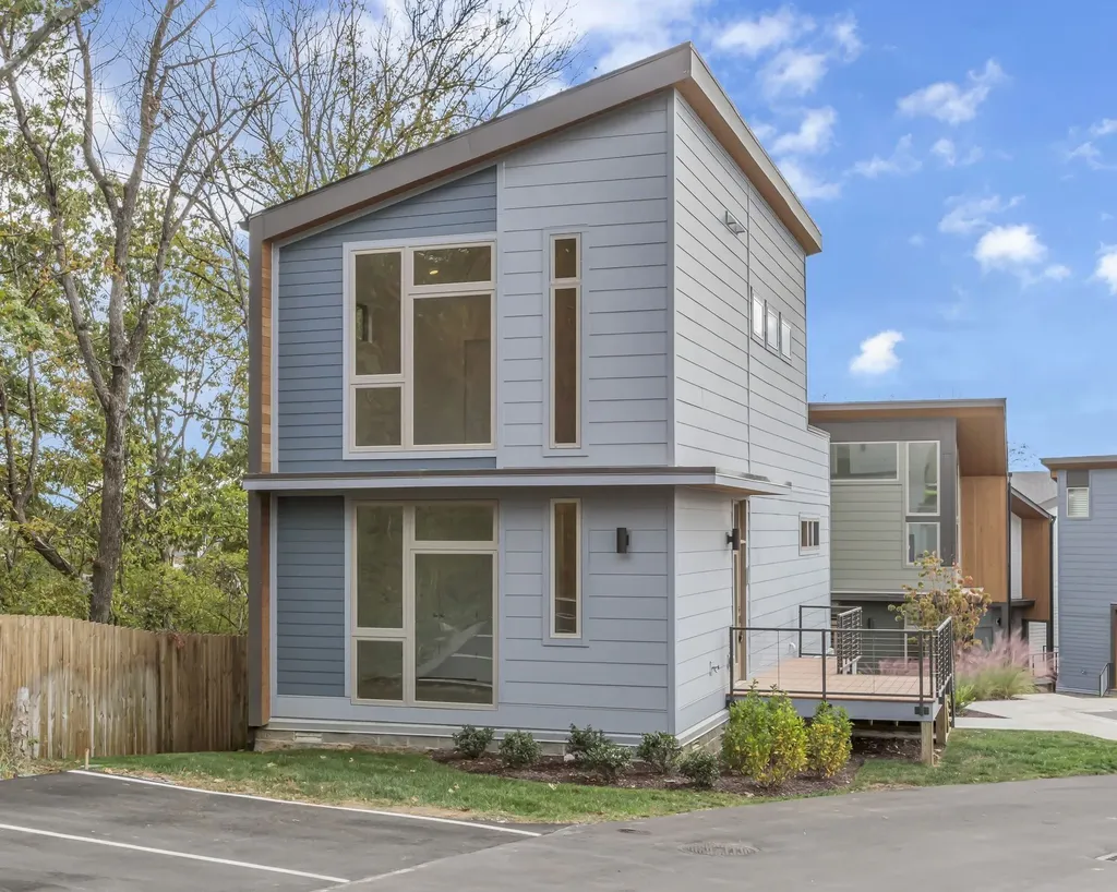 3035 Edwin Circle Nashville TN 37207