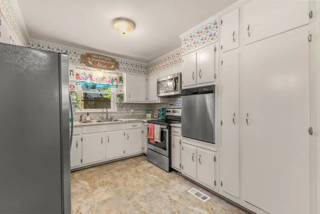 303 Moss Drive Mcminnville TN 37110