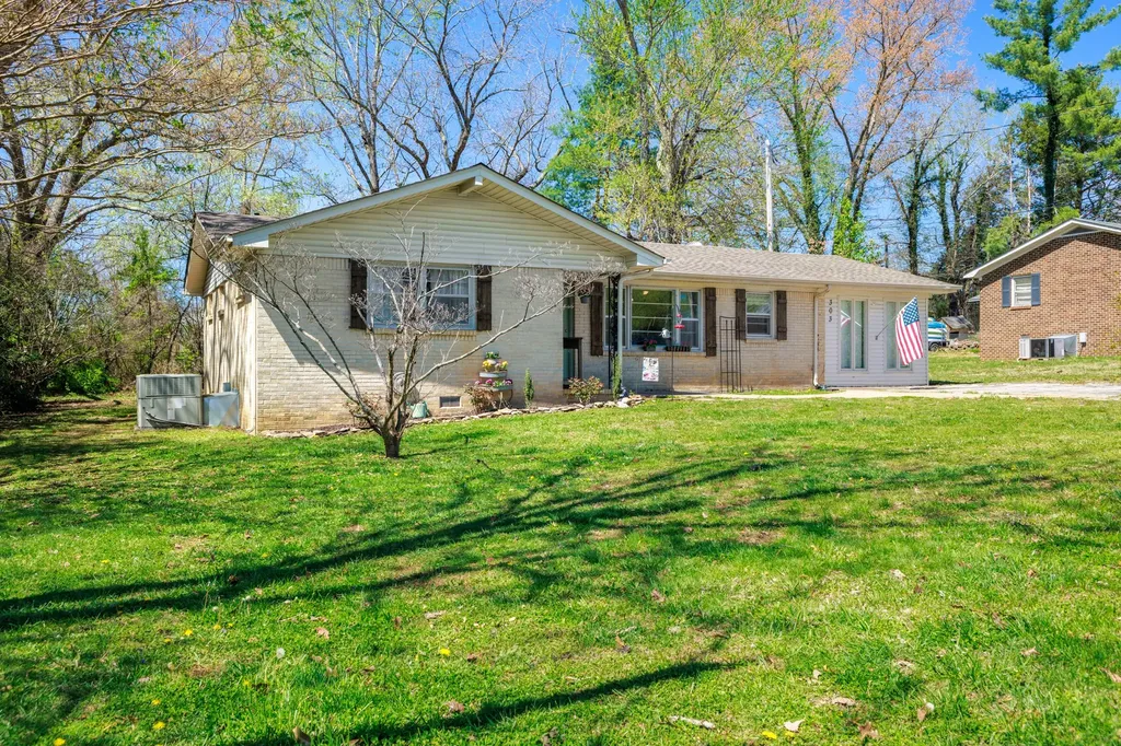303 Moss Drive Mcminnville TN 37110