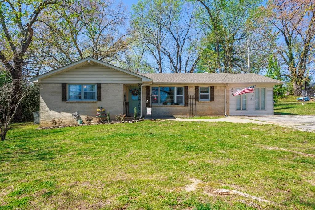 303 Moss Drive Mcminnville TN 37110