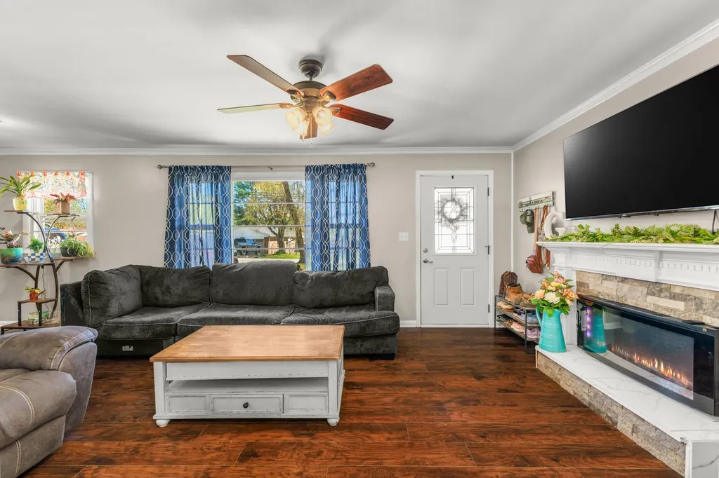 303 Moss Drive Mcminnville TN 37110
