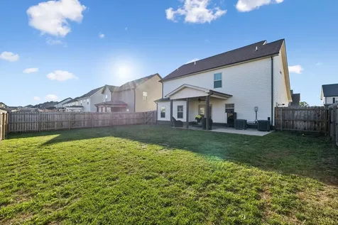1565 Kestrel Drive Clarksville TN 37040