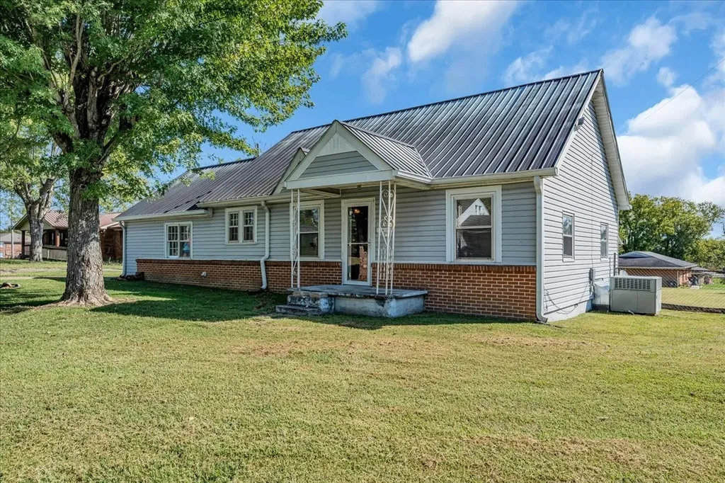 416 Juniper Lane Smithville TN 37166