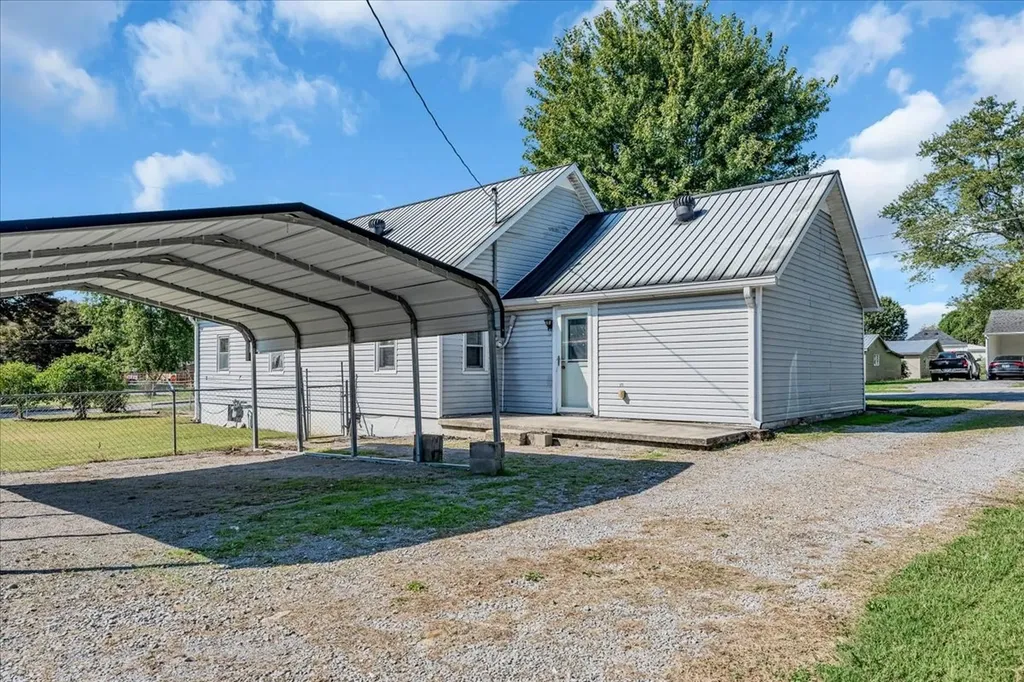 416 Juniper Lane Smithville TN 37166