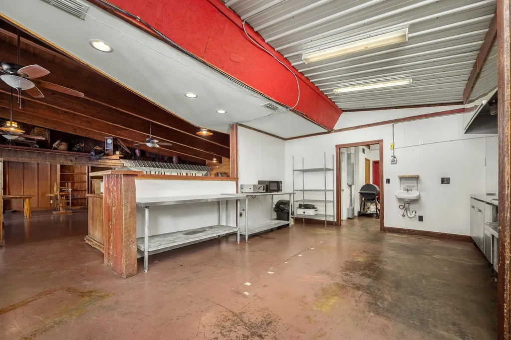 7080 Dale Ridge Road Lancaster TN 38569