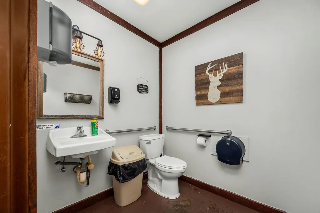 7080 Dale Ridge Road Lancaster TN 38569