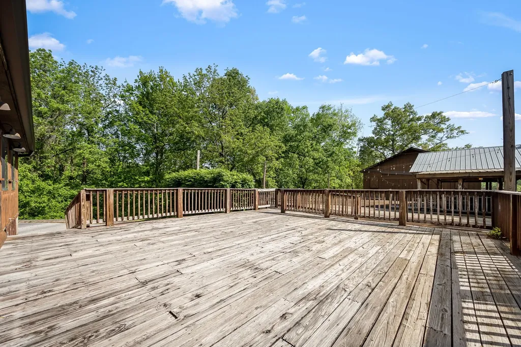7080 Dale Ridge Road Lancaster TN 38569