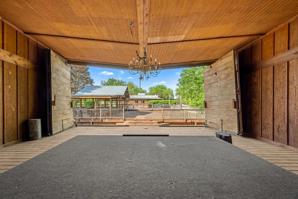 7080 Dale Ridge Road Lancaster TN 38569
