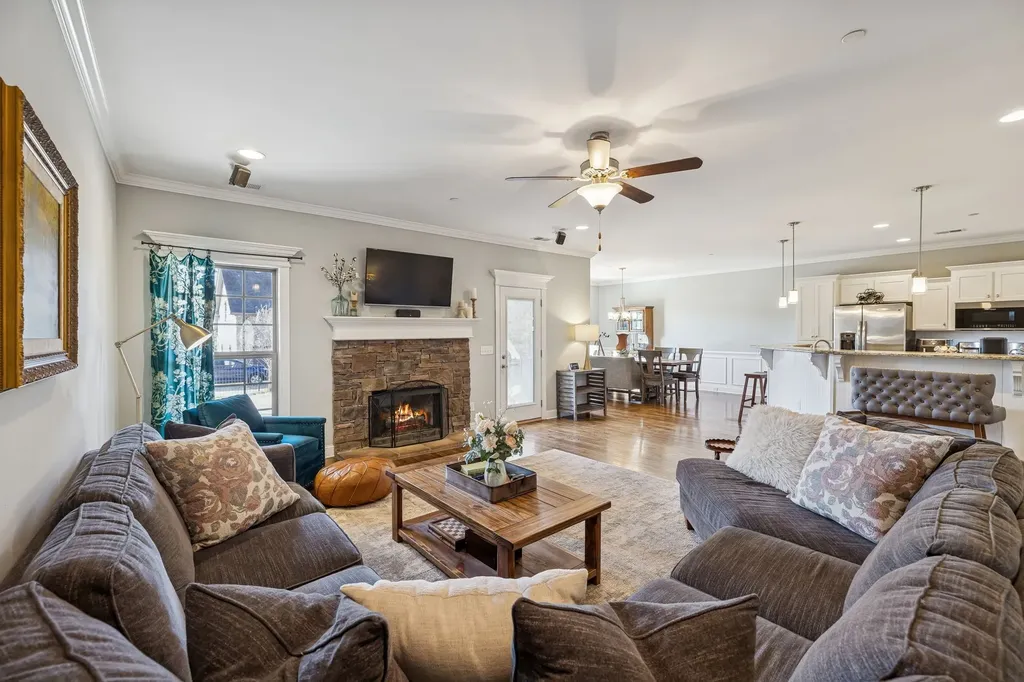 1301 Rivercrest Drive Murfreesboro TN 37129