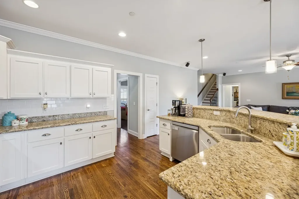 1301 Rivercrest Drive Murfreesboro TN 37129
