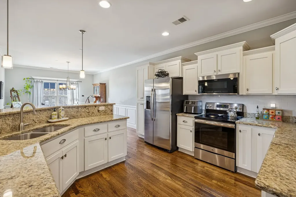 1301 Rivercrest Drive Murfreesboro TN 37129