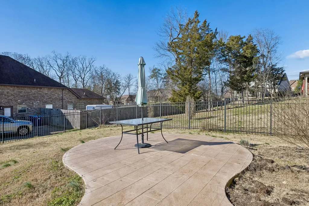 1301 Rivercrest Drive Murfreesboro TN 37129