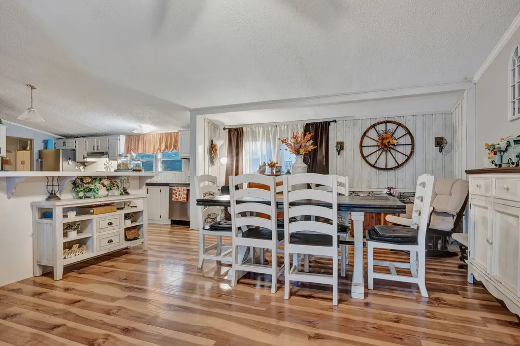 944 Deason Road Dickson TN 37055