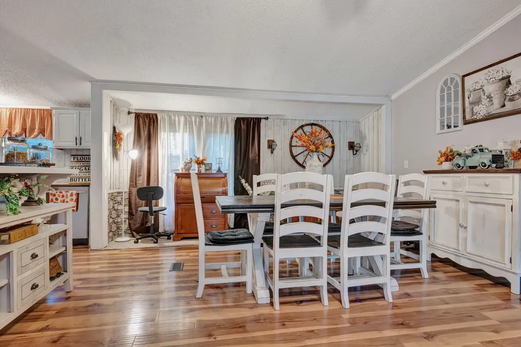 944 Deason Road Dickson TN 37055