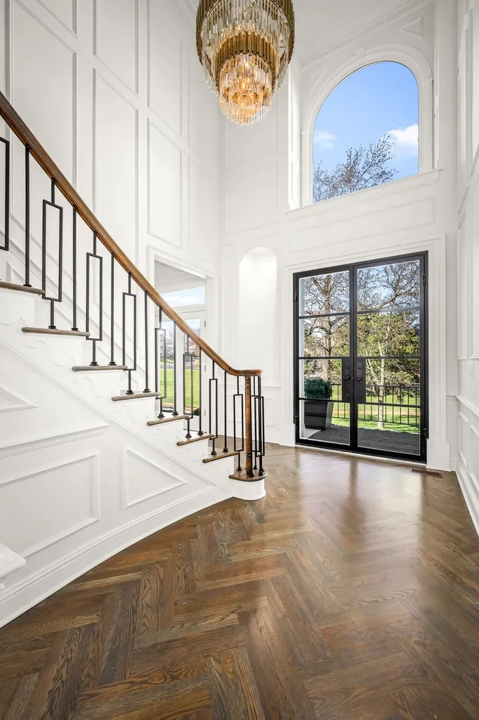 135 Abbottsford Nashville TN 37215
