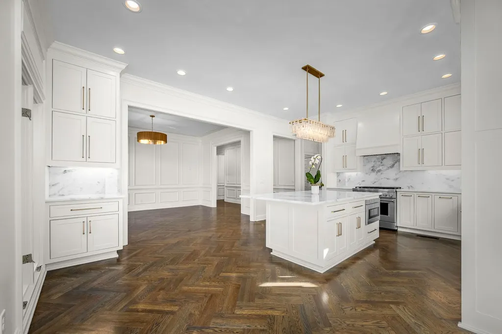 135 Abbottsford Nashville TN 37215