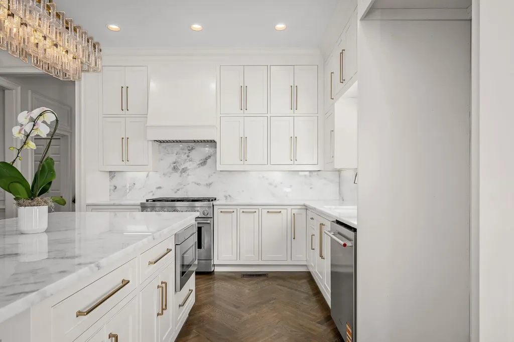 135 Abbottsford Nashville TN 37215
