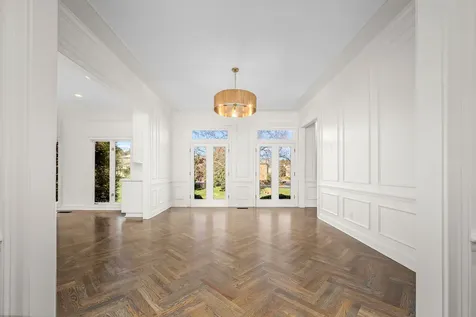 135 Abbottsford Nashville TN 37215