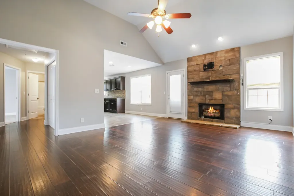 1290 Snowball Lane Clarksville TN 37042