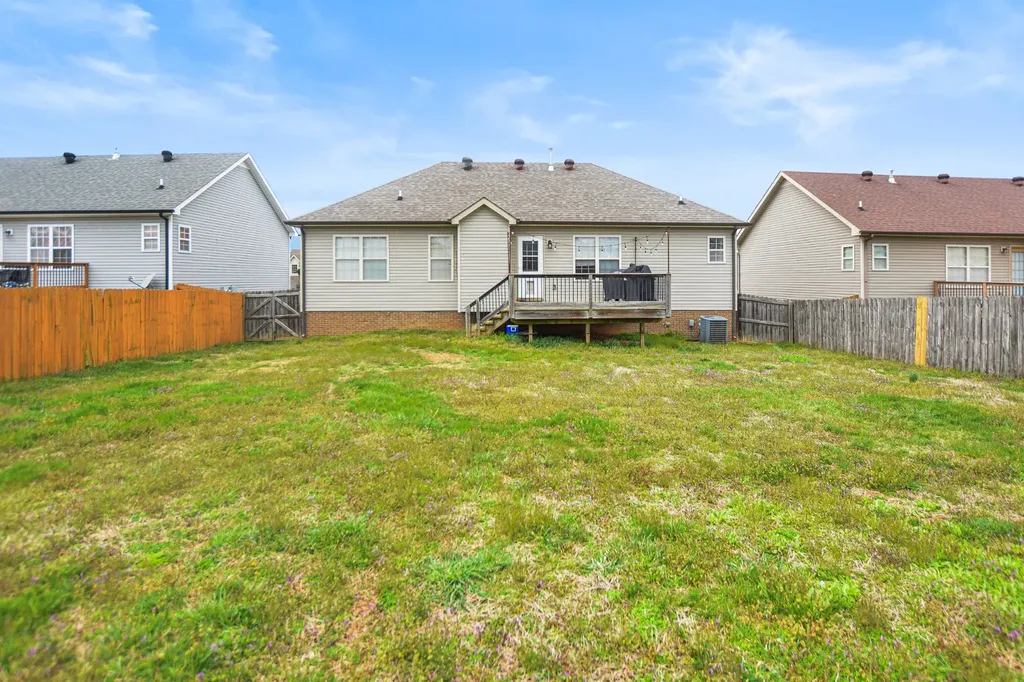 1290 Snowball Lane Clarksville TN 37042